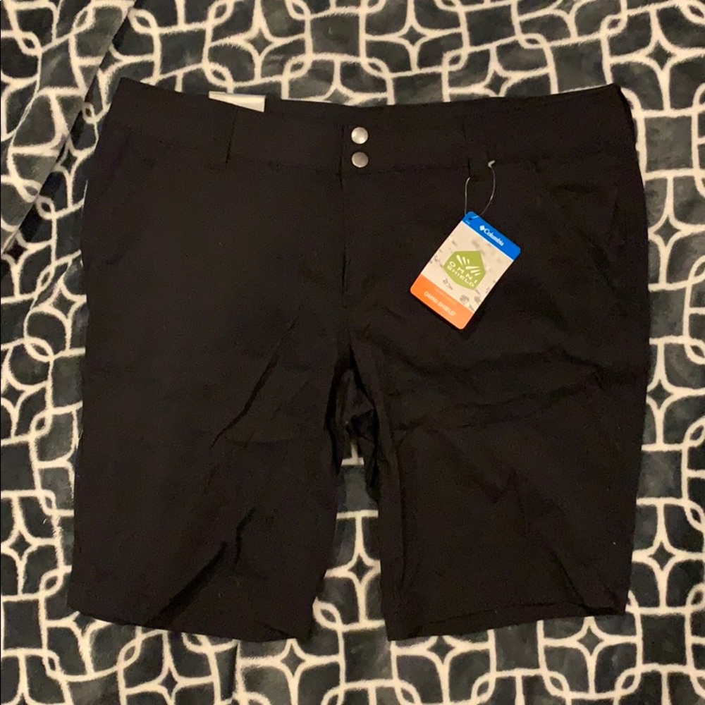 COPY - NWT Columbia Shorts Active Fit